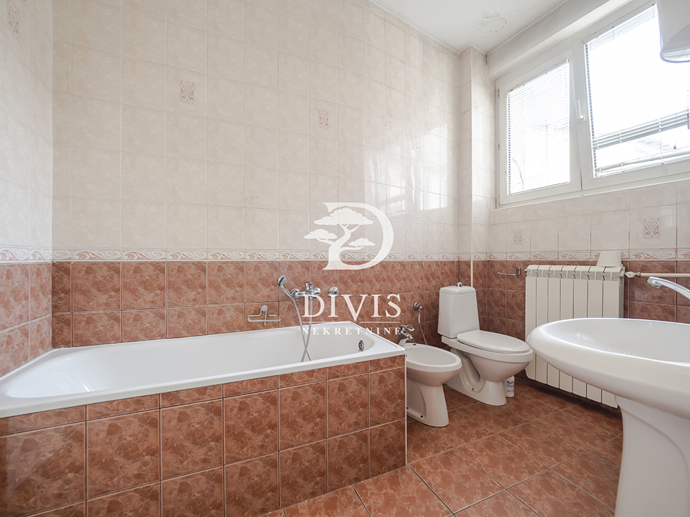 Slika 3 - Terazije, Četvorosoban stan na prodaju, 160m2, 714.000€